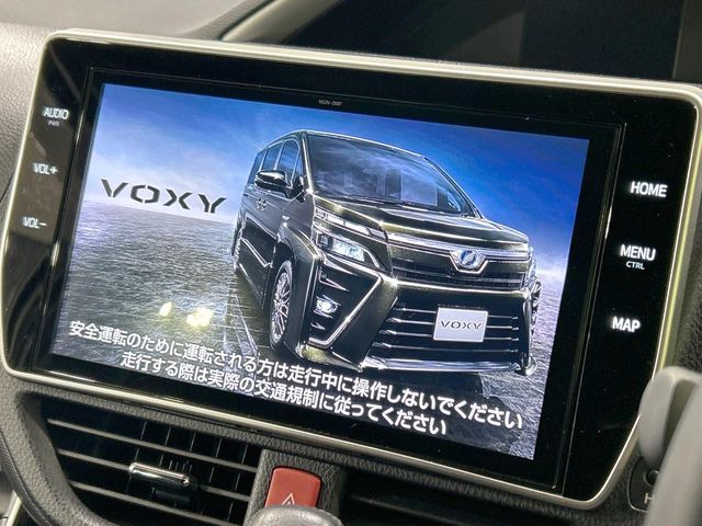 TOYOTA VOXY 2019 Image 31
