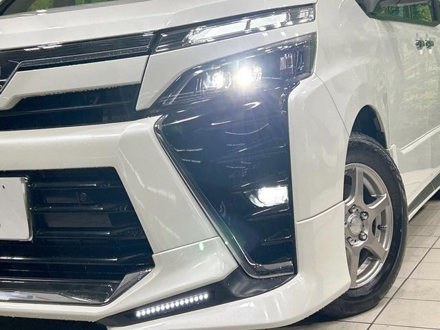 TOYOTA VOXY 2019 Image 31