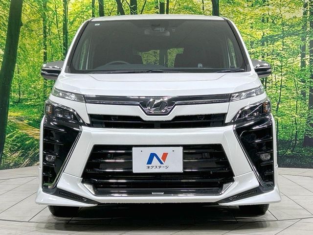 TOYOTA VOXY 2019 Image 31