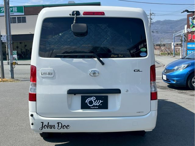 TOYOTA LITEACE VAN 2WD 2018 Image 31