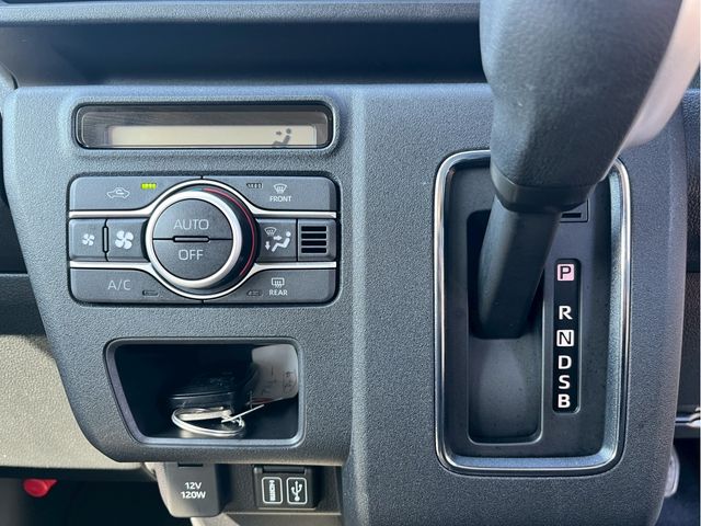 DAIHATSU ATRAI VAN 4WD 2024 Image 31