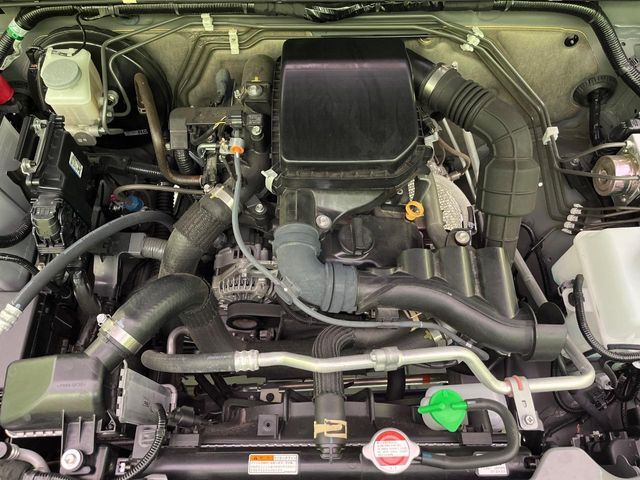 SUZUKI JIMNY 4WD 2024 Image 31