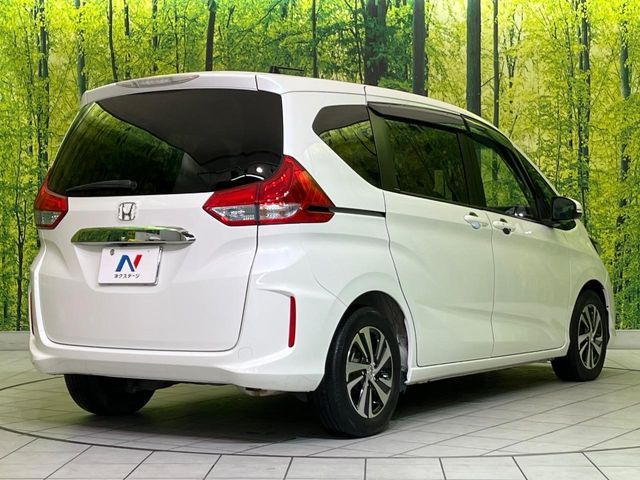 HONDA FREED HYBRID 2017 Image 31
