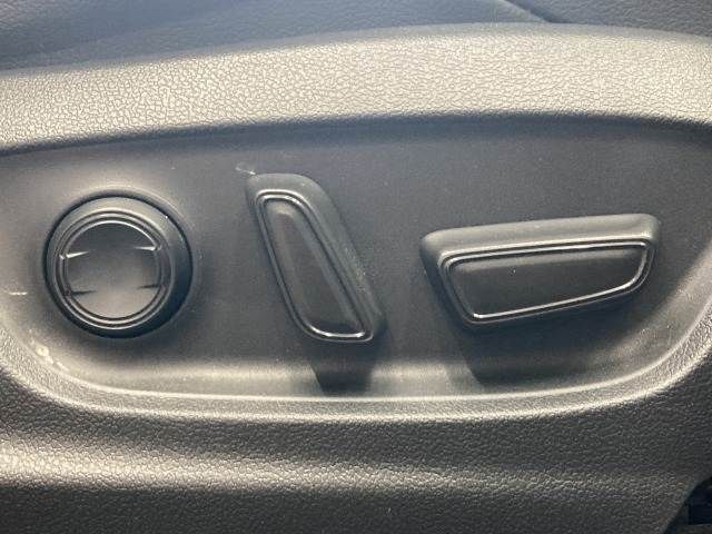 TOYOTA COROLLA CROSS HYBRID 2023 Image 31