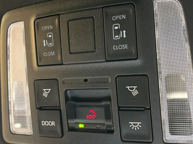 TOYOTA NOAH HYBRID 2024 Image 31