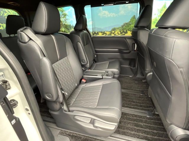 TOYOTA NOAH HYBRID 2024 Image 31