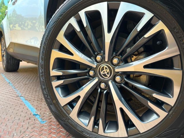 TOYOTA YARIS CROSS HYBRID 2023 Image 31