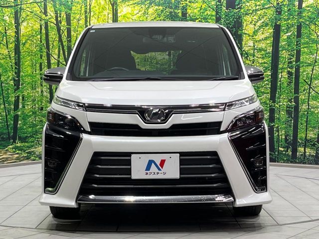 TOYOTA VOXY 2018 Image 31