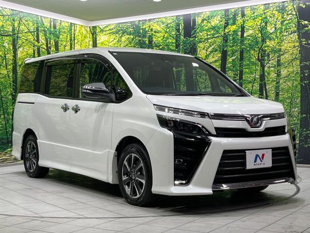 TOYOTA VOXY 2018 Image 31