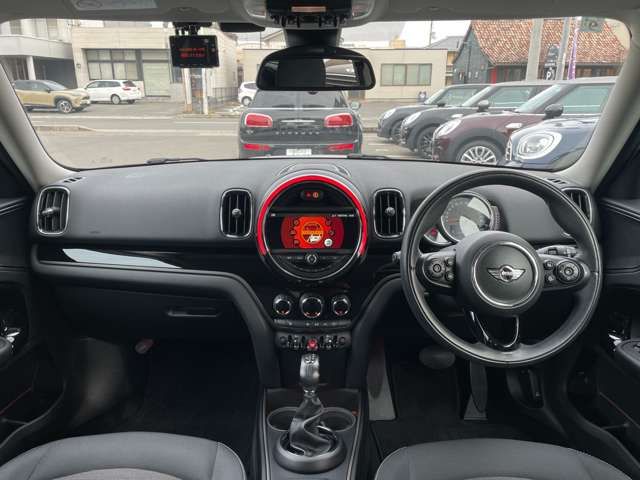 BMW MINI COOPER D CR 2017 Image 31