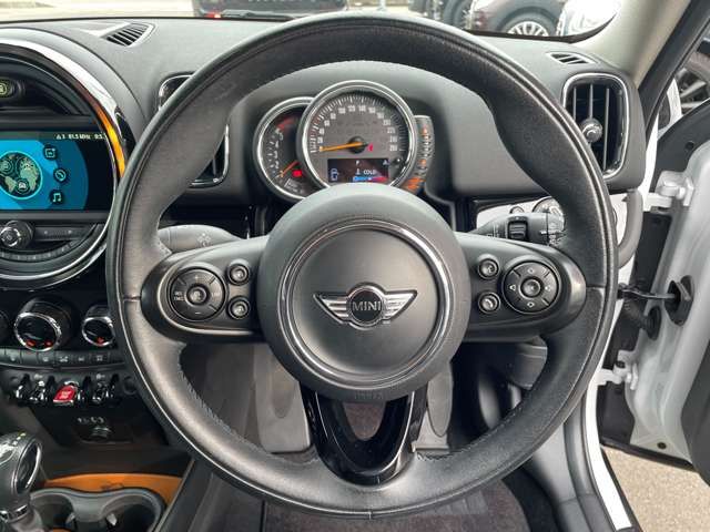 BMW MINI COOPER D CR 2017 Image 31