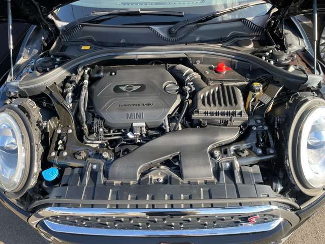 BMW MINI COOPER SD C 2019 Image 31