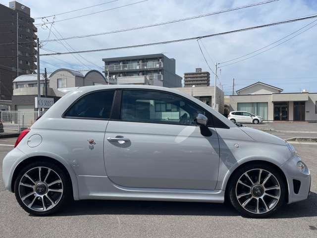 FIAT ABARTH 595 2019 Image 31