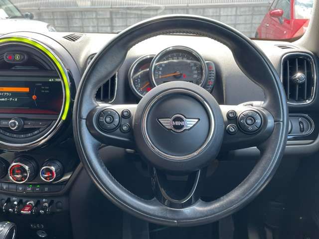 BMW MINI COOPER D CR 2017 Image 31