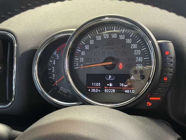 BMW MINI COOPER D CR 2017 Image 31