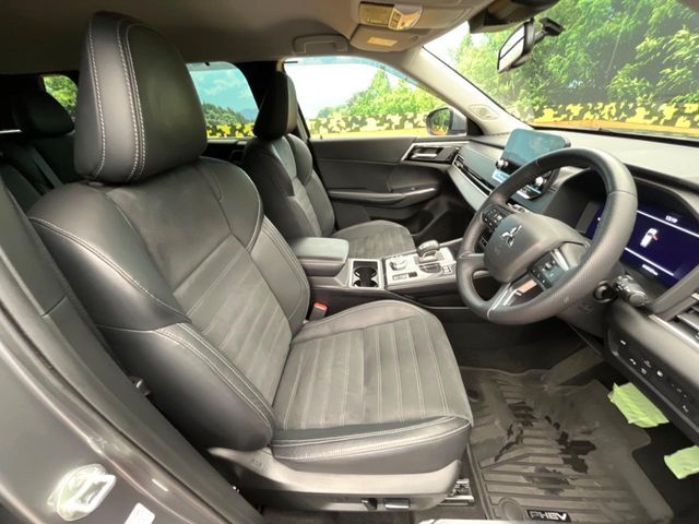 MITSUBISHI OUTLANDER PHEV 2022 Image 31