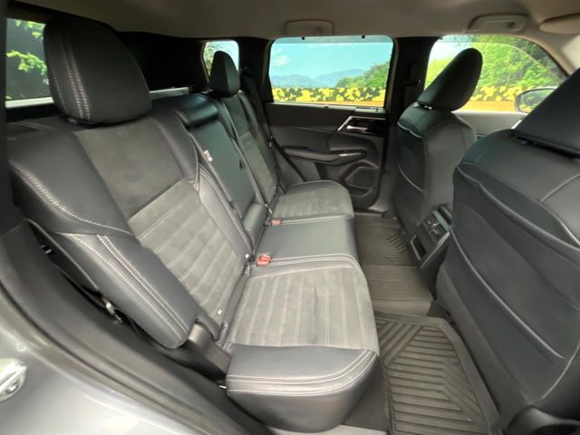 MITSUBISHI OUTLANDER PHEV 2022 Image 31