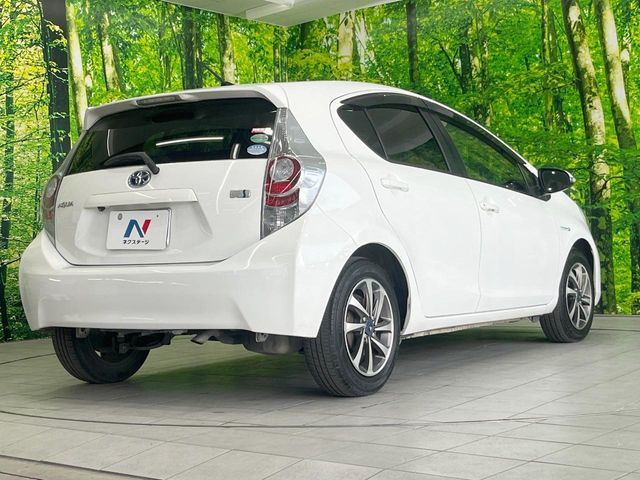 TOYOTA AQUA 2014 Image 31