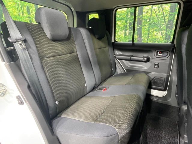 SUZUKI JIMNY NOMADE 2025 Image 31