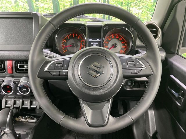 SUZUKI JIMNY NOMADE 2025 Image 31