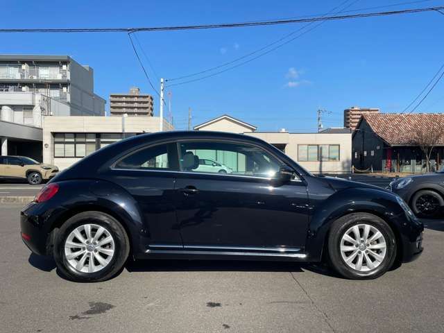 VOLKSWAGEN THE BEETL 2012 Image 31