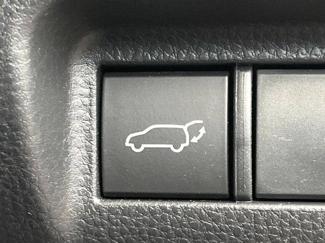 TOYOTA HARRIER 2WD 2021 Image 31