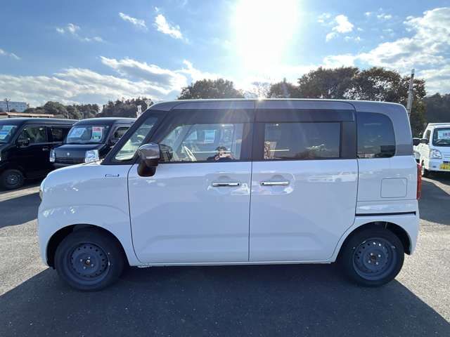 SUZUKI WAGON R SMILE 2025 Image 31
