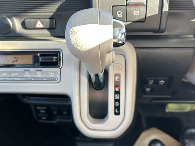 SUZUKI WAGON R SMILE 2025 Image 31