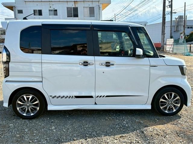 HONDA N BOX CUSTOM 2021 Image 31