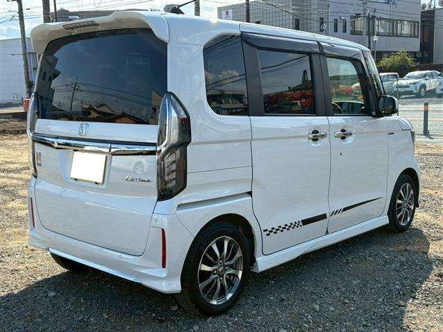 HONDA N BOX CUSTOM 2021 Image 31