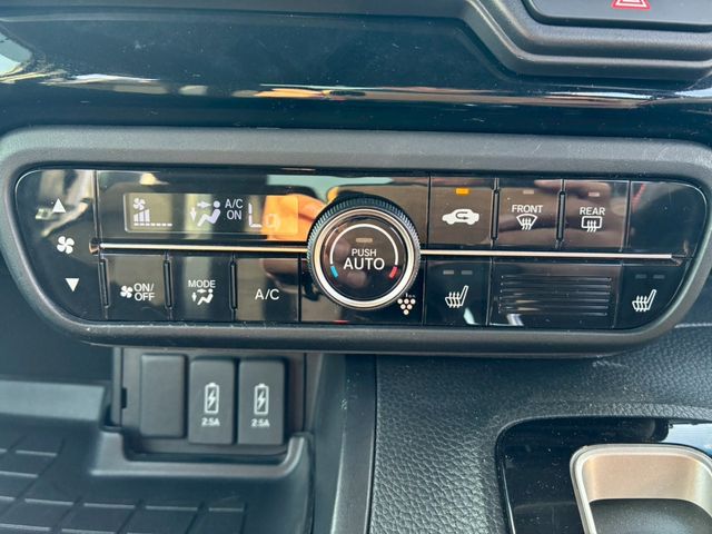 HONDA N BOX CUSTOM 2021 Image 31