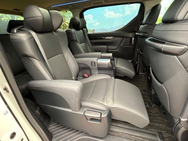 TOYOTA ALPHARD 2023 Image 31