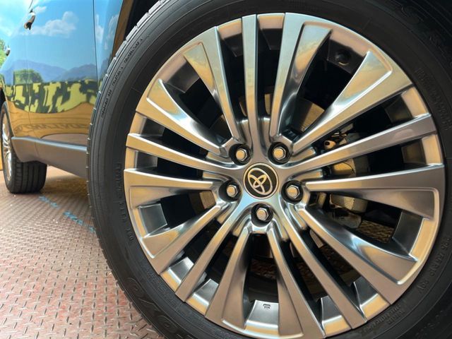 TOYOTA HARRIER HYBRID 2023 Image 31