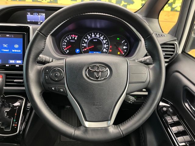 TOYOTA NOAH 2020 Image 31