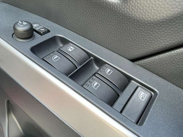 TOYOTA ROOMY 2019 Image 31