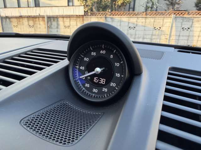 PORSCHE 911 2021 Image 31