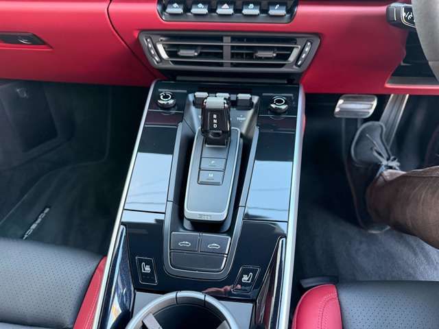 PORSCHE 911 2021 Image 31