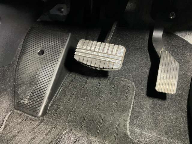 MITSUBISHI GALANT FORTIS SPORTB 2013 Image 31