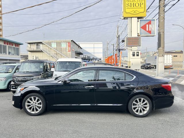 TOYOTA LEXUS LS600HL 2011 Image 31