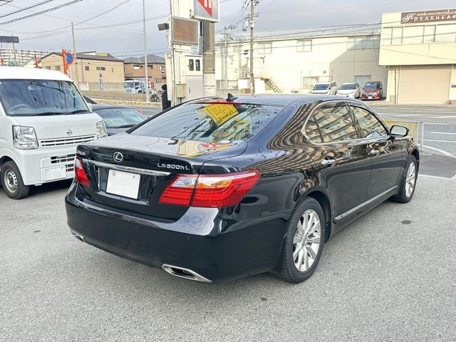 TOYOTA LEXUS LS600HL 2011 Image 31
