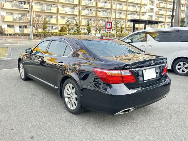 TOYOTA LEXUS LS600HL 2011 Image 31