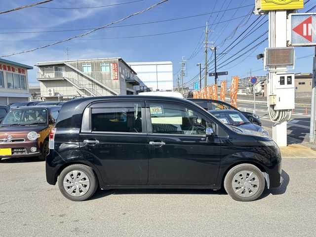 TOYOTA SPADE 2015 Image 31