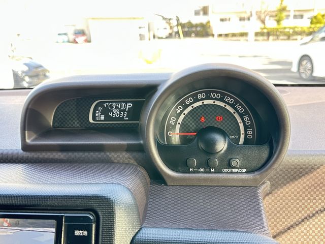 TOYOTA SPADE 2015 Image 31