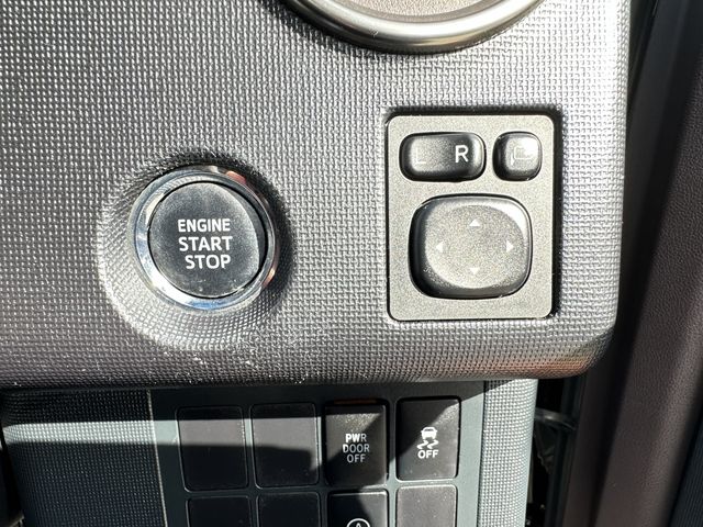 TOYOTA SPADE 2015 Image 31