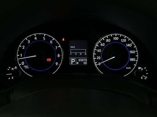 NISSAN SKYLINE COUPE 2011 Image 31