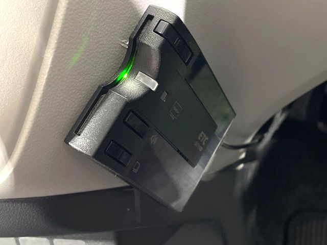 DAIHATSU MIRA E:S 2017 Image 31