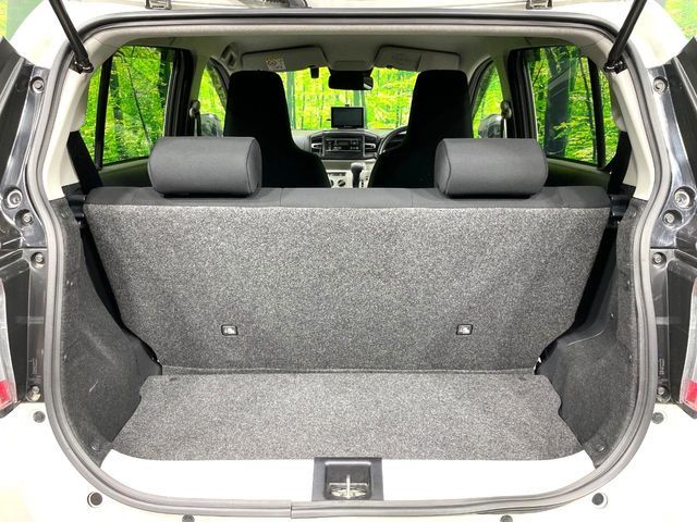 DAIHATSU MIRA E:S 2017 Image 31