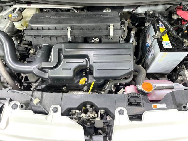 DAIHATSU MIRA E:S 2017 Image 31