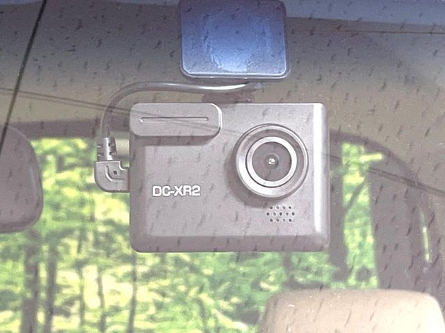 HONDA N BOX 2022 Image 31