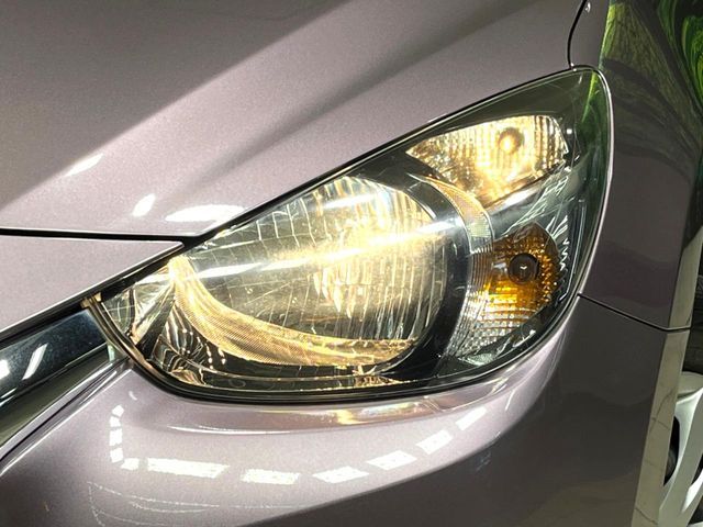 MAZDA DEMIO 2014 Image 31